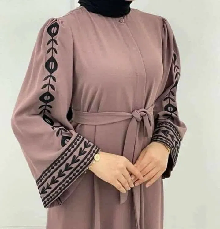 Three-Piece Design 15219 - Modern Arabic Dresses For Women &Amp; Girls় (6) 111233